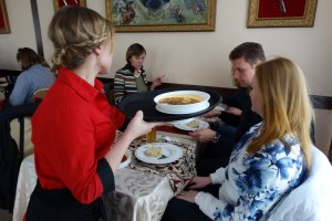 Обід в Глухові